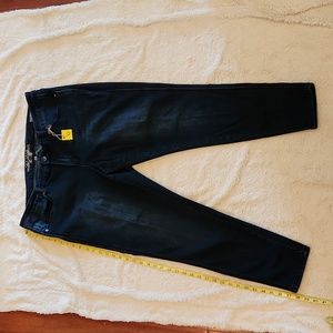 Melissa McCarthy Seven7 stretch leggings